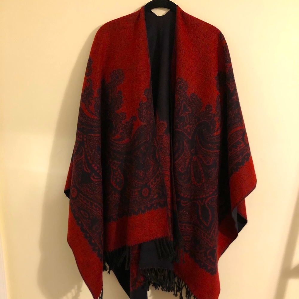 Soft and thick poncho scarf
